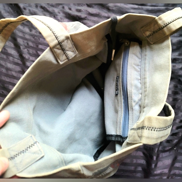 Hurley Tote Grey - Picture 3 of 9